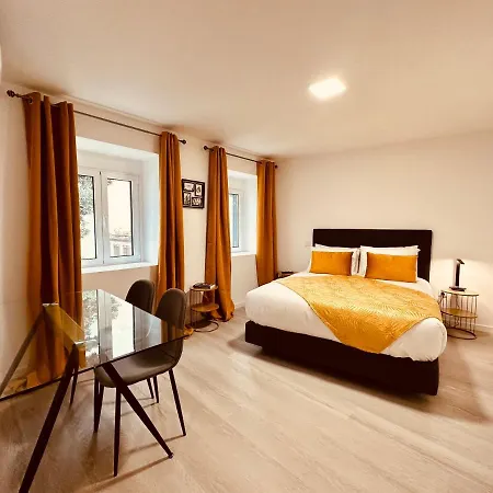 Апартаменты Living Фуншал