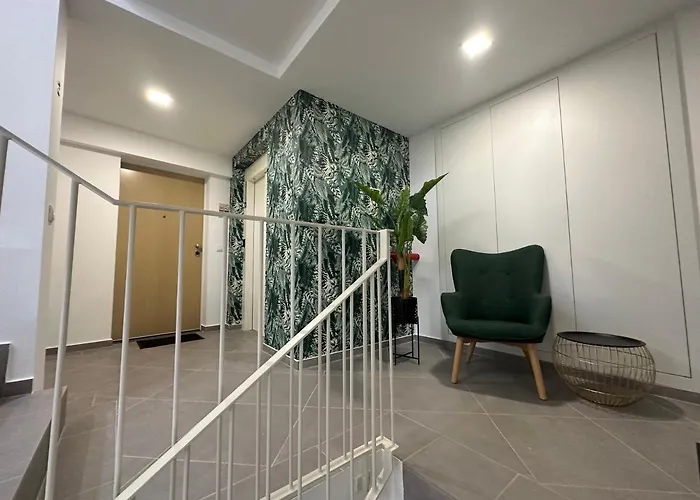 Living * Funchal (Madeira)