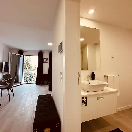 Apartment Living *
