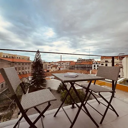 Living Apartamento Funchal (Madeira)