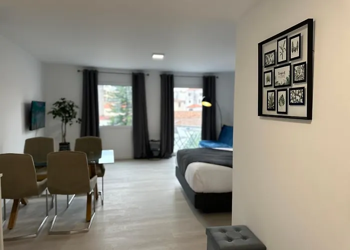 Living * Funchal (Madeira)