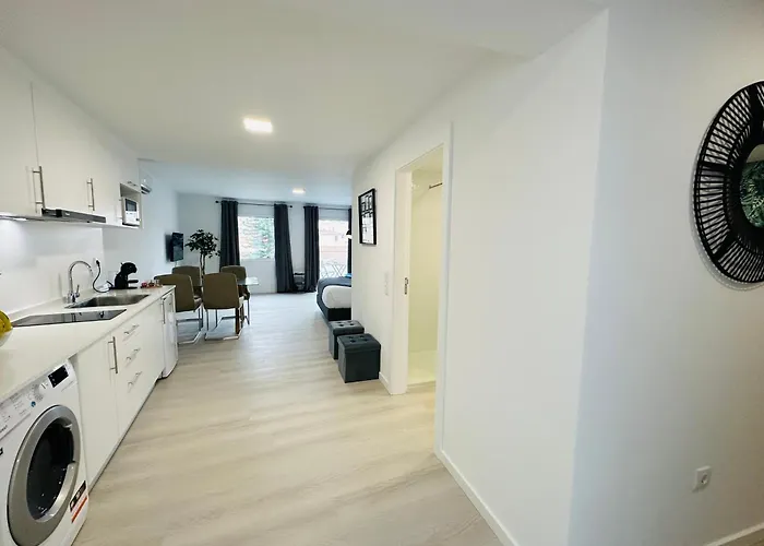 Living * Funchal (Madeira)