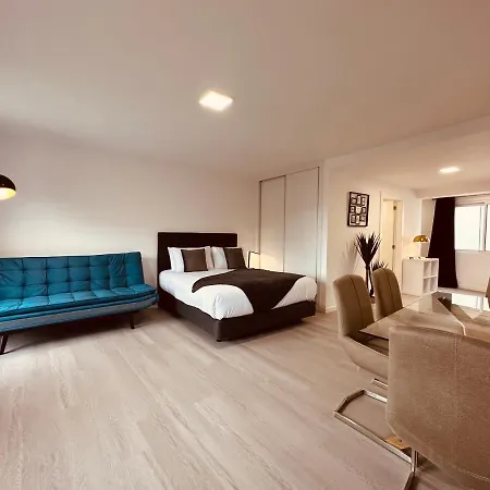 Living Apartment *
